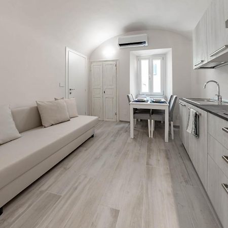 Ferienwohnung H11 Piccola Perla A Un Passo Dal Mare Santo Stefano al Mare Exterior foto
